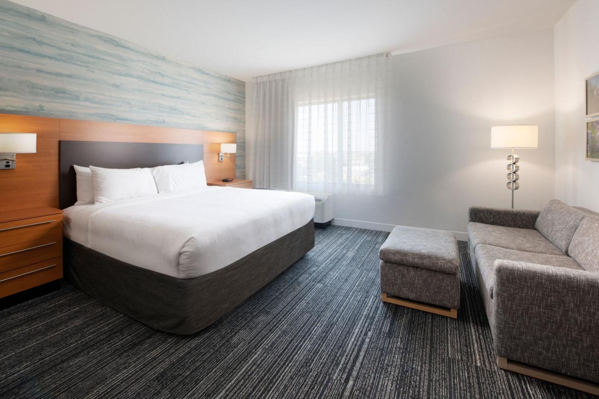 Towneplace Suites Oklahoma City Airport Экстерьер фото
