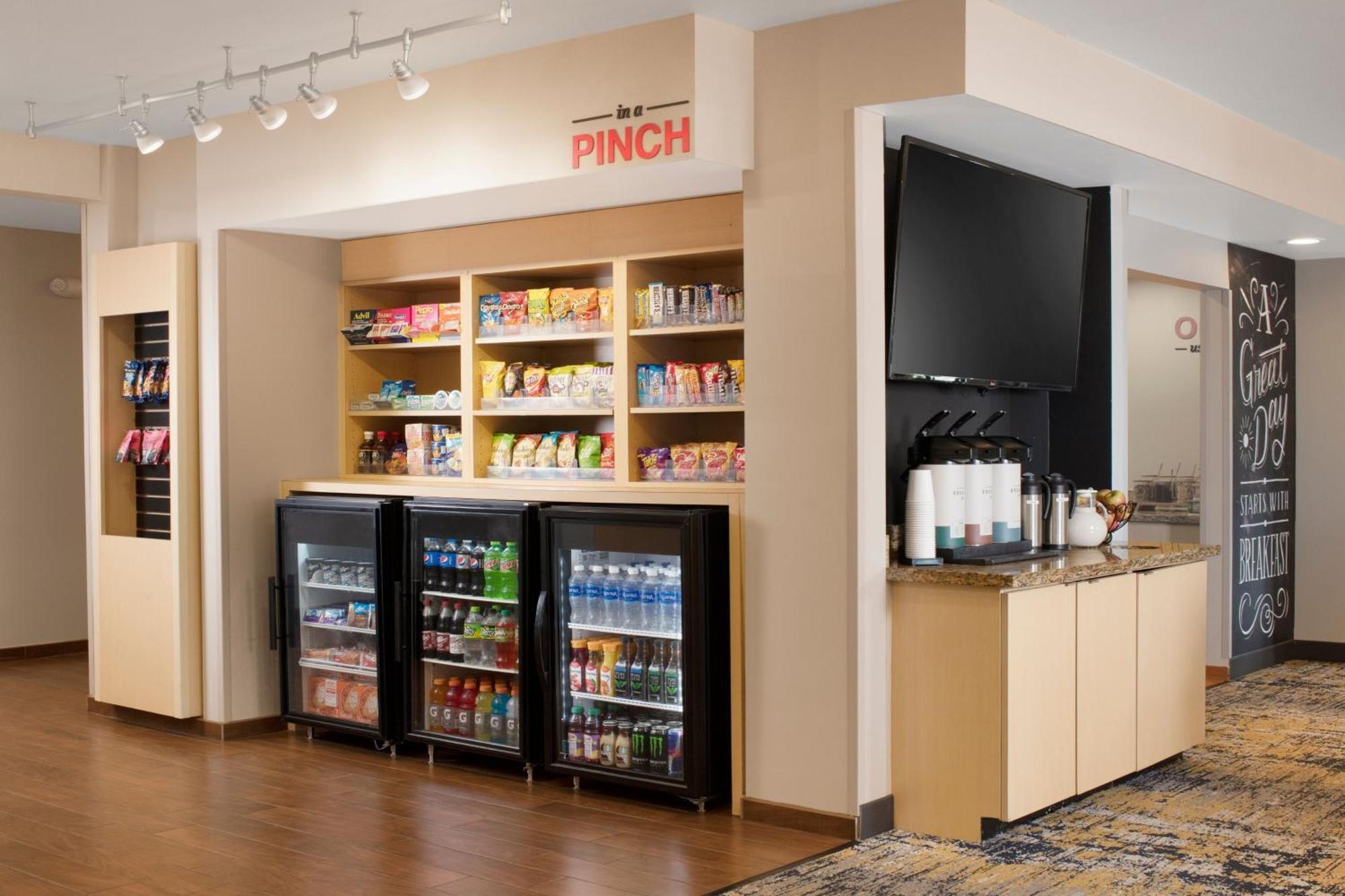 Towneplace Suites Oklahoma City Airport Экстерьер фото