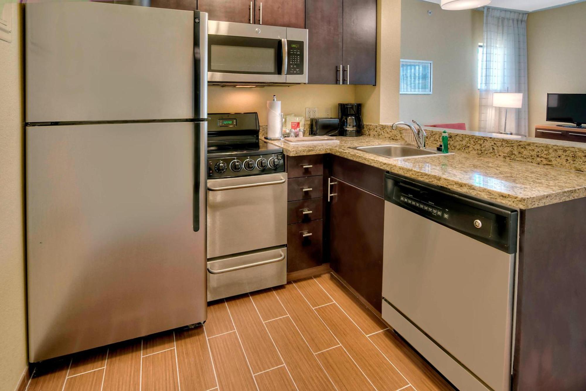 Towneplace Suites Oklahoma City Airport Экстерьер фото