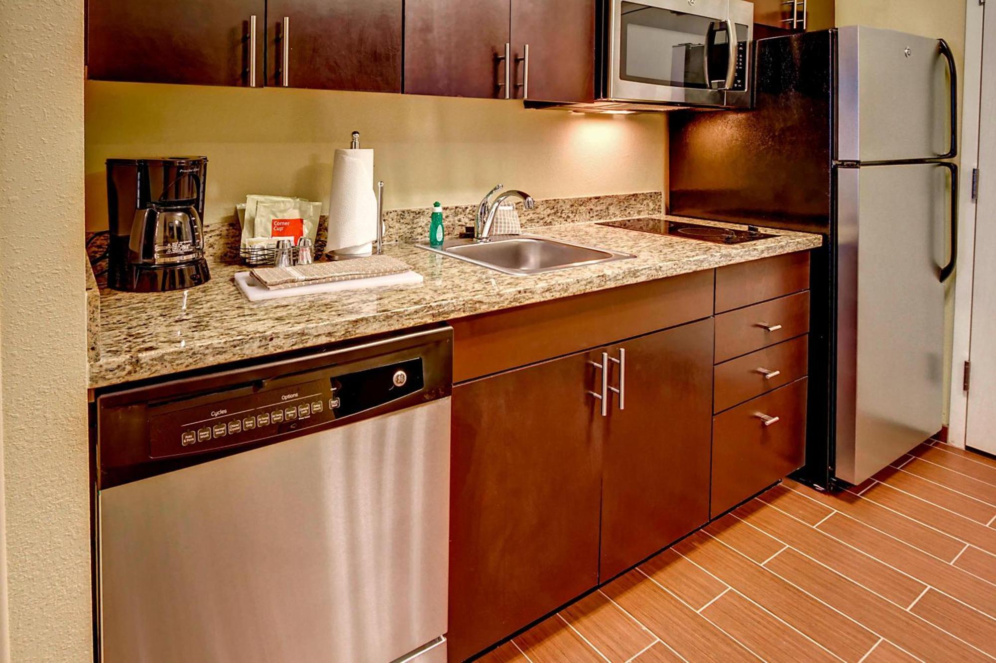 Towneplace Suites Oklahoma City Airport Экстерьер фото